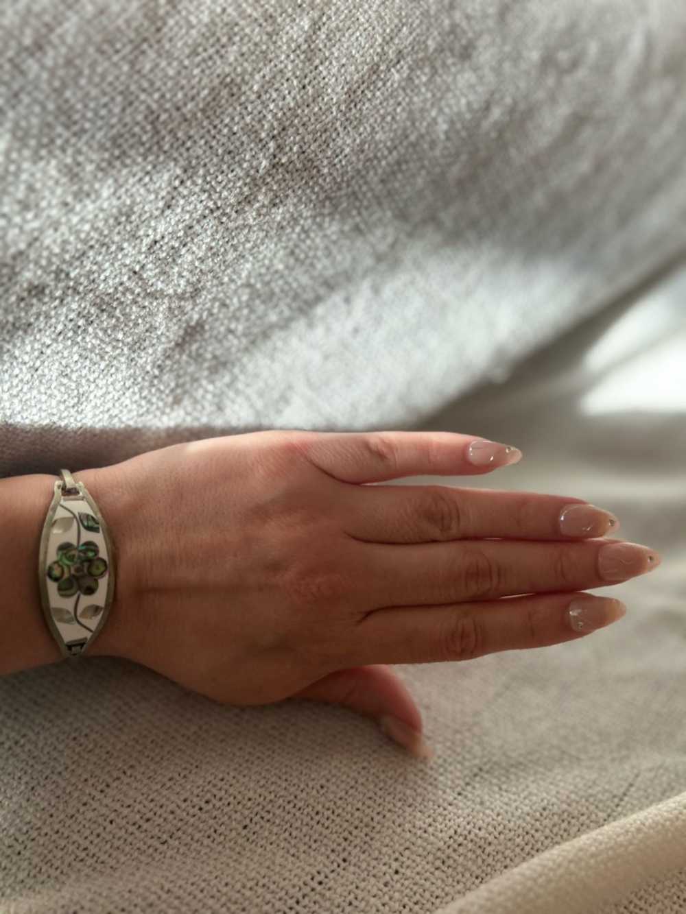 Vintage Mexican Silver & Nacre Floral Bracelet.